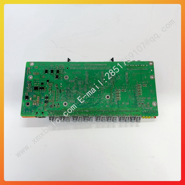 UFC789AE101    ABB  模拟输入/输出S100  主营DCS系统配件
